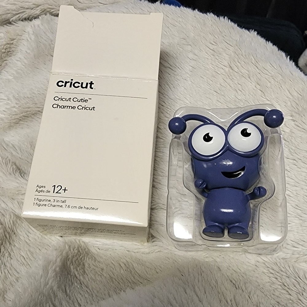 Cricut Cutie "Twilight" New in Box. Great addition to your craft room